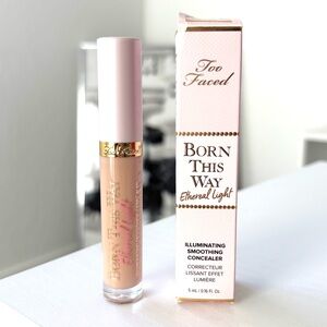 Too Faced Born This Way Ethereal Light Concealer Pecan